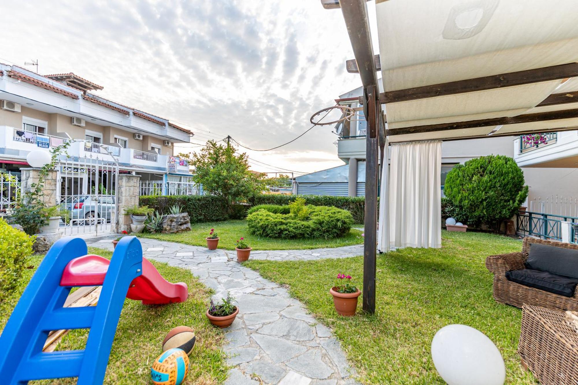 Thalassa Apartment